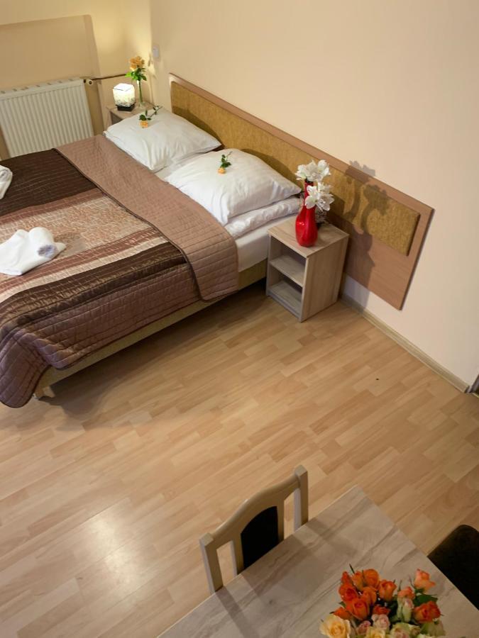 Hotel Ow Meduza I Biala Mewa Miedzyzdroje Exterior foto